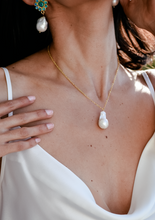 Load image into Gallery viewer, The Santa Maria Dainty Necklace
