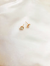 Load image into Gallery viewer, The Effortless Stud Earrings (White Opal)
